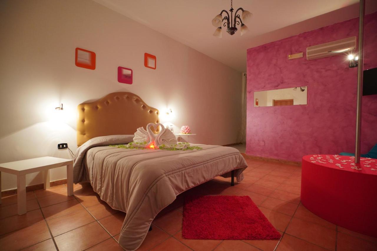 Hotel Stefany Lago Patria Exterior photo